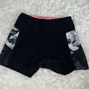 Women’s Shorts, Marika, M